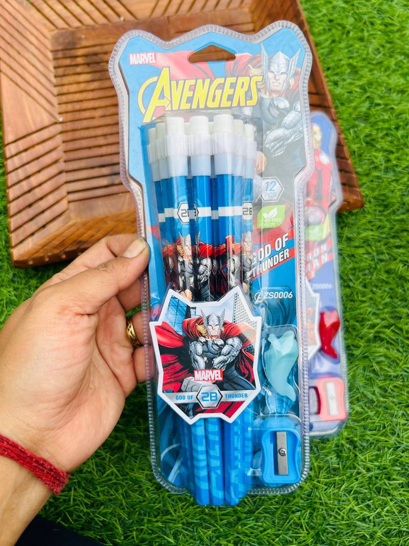 12PCs 2B Pencils With Eraser & Sharpner