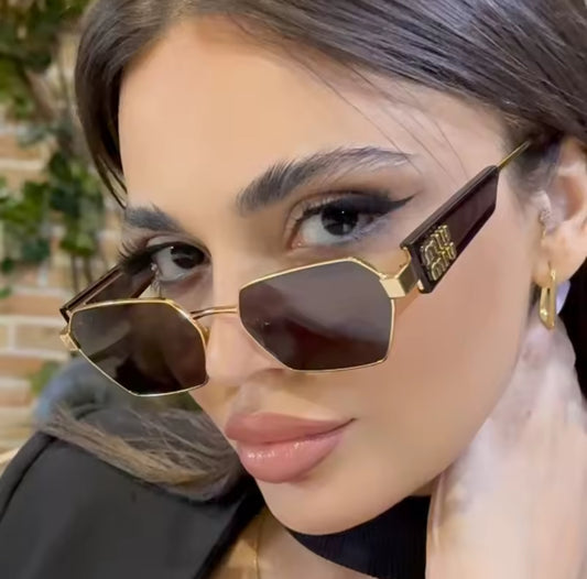 Shein 1PC Women's Black Geometric Fashion Glasses,Y2K Style, Fashionable Polygon Women Fashion Glasses, European And American Style