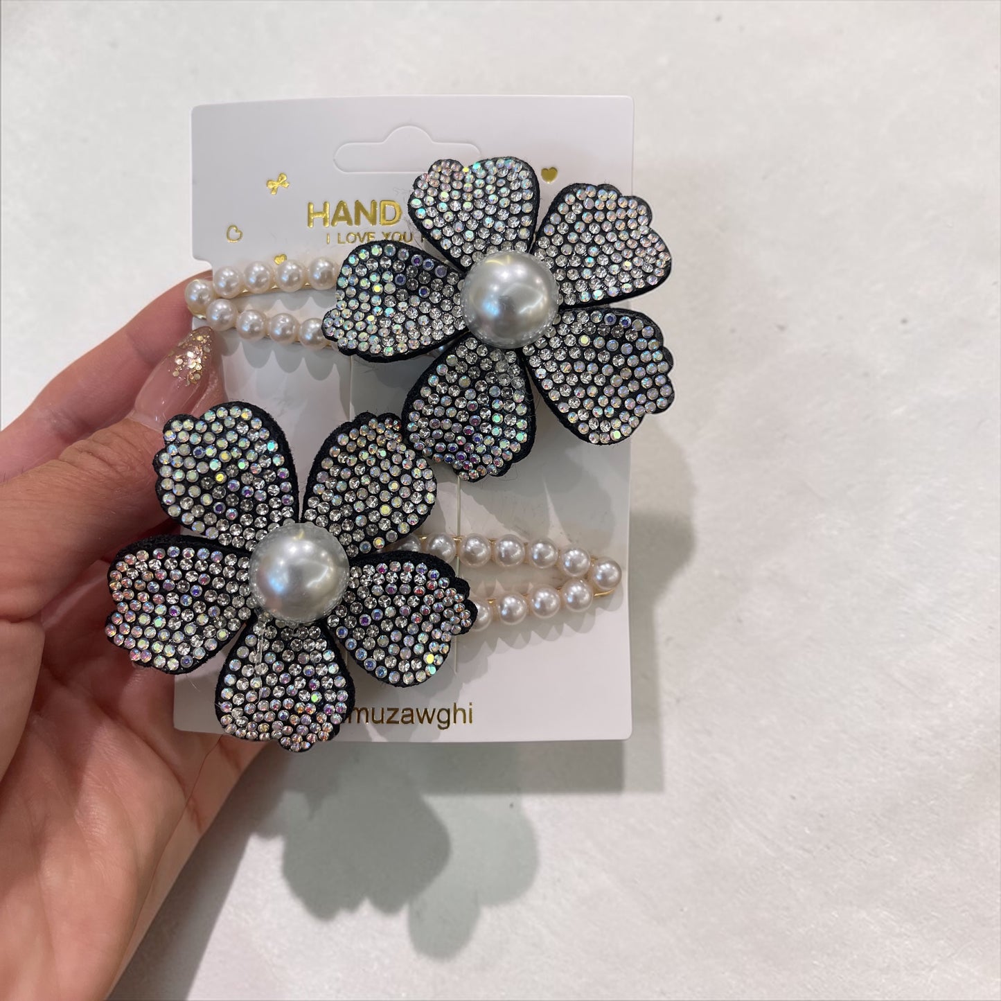 Elegant Big Pearl Flower Hair Clips for Women Korean Shinning Crystal Black Shark Catch Claws Hairpin Girls Headwear Accessories