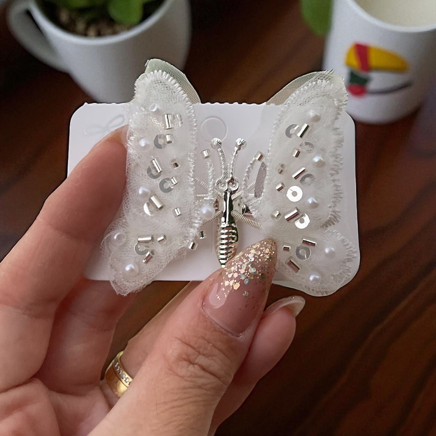 1Pc white Back to School butterfly hair clips moving wings