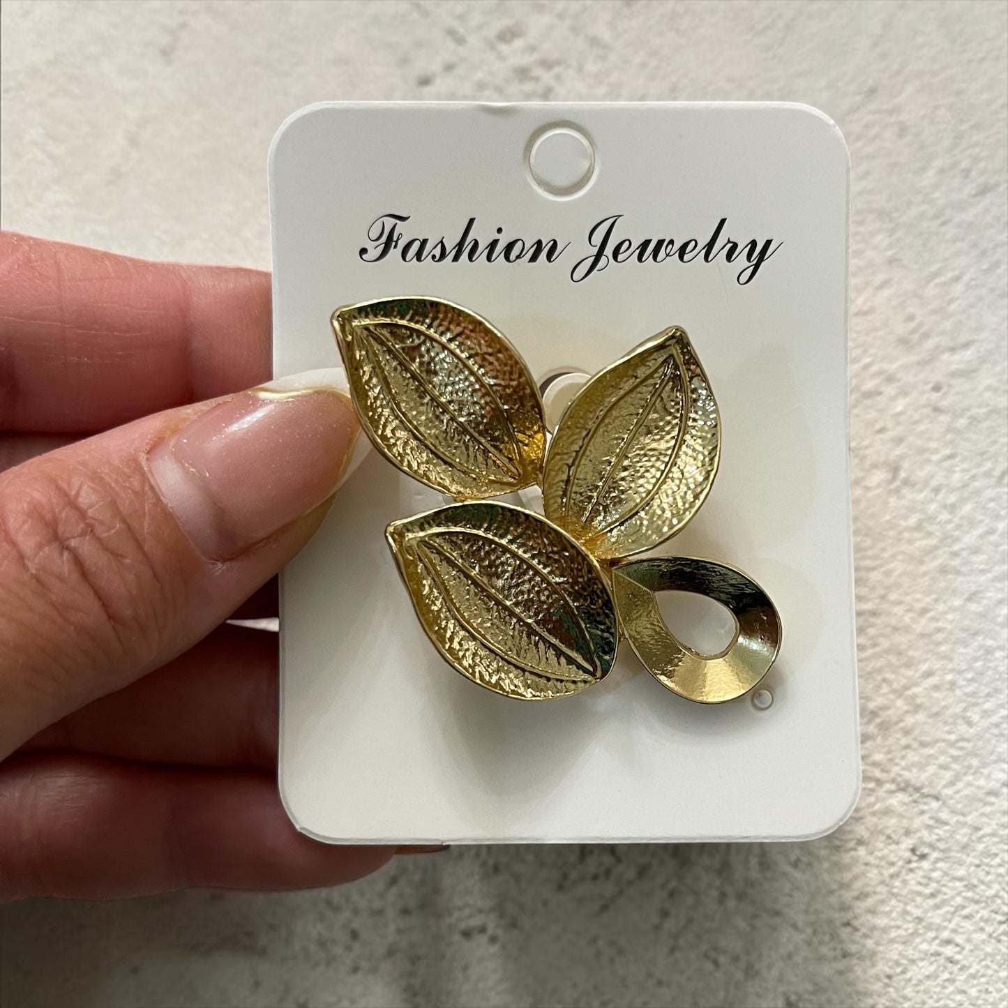 1Pc Elegant Gold Brooch Pins – Floral & Butterfly Design | Sold Individually
