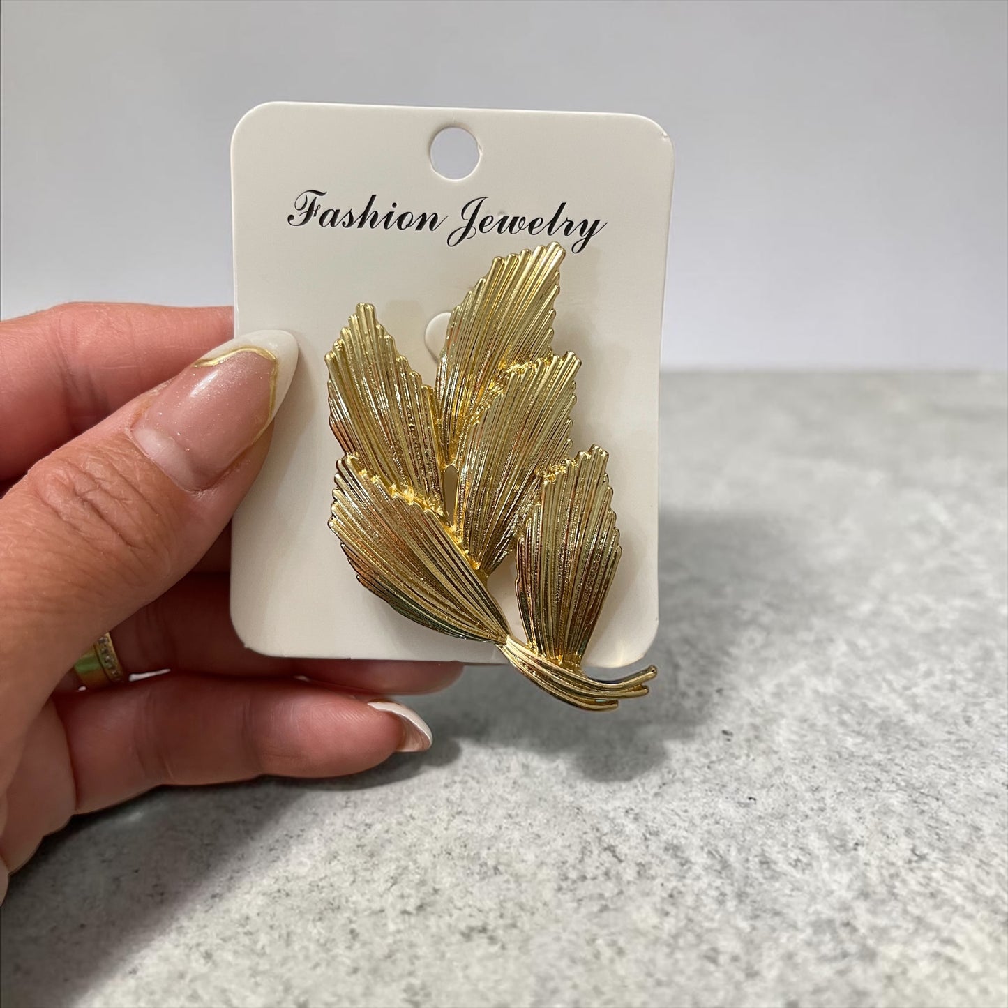 1Pc Elegant Gold Brooch Pins – Floral & Butterfly Design | Sold Individually