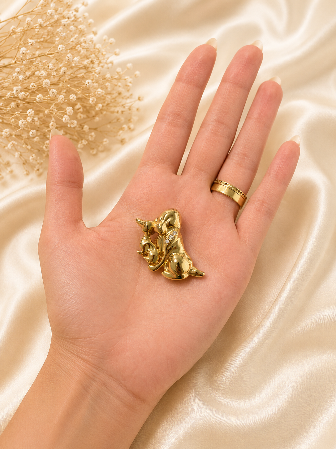 Golden Dog & Puppy Brooch Pin