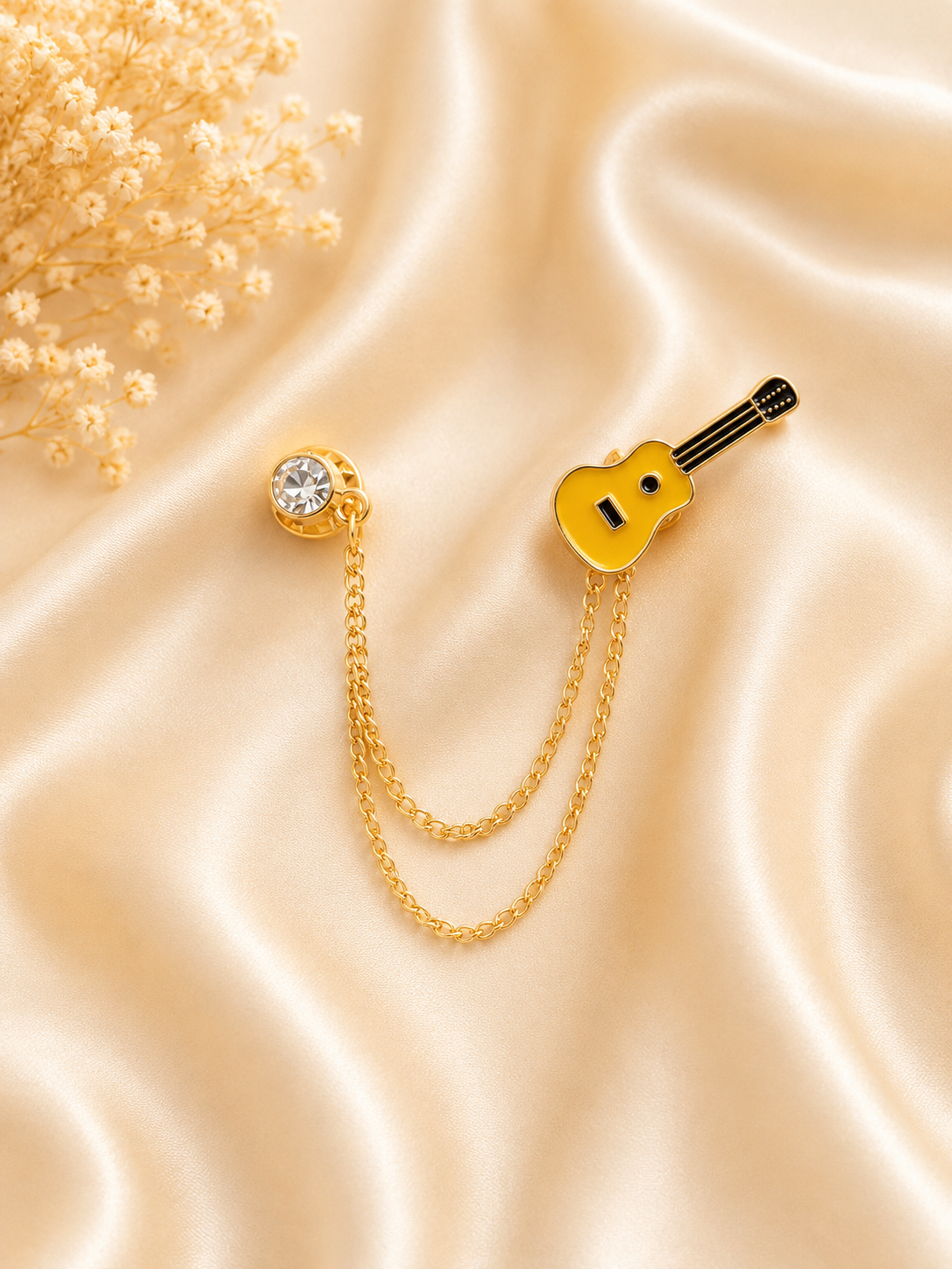 Guitar Chain Brooch Pin – Gold Tone