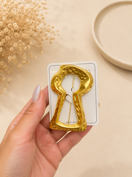 Abstract Keyhole Gold Statement Brooch Pin