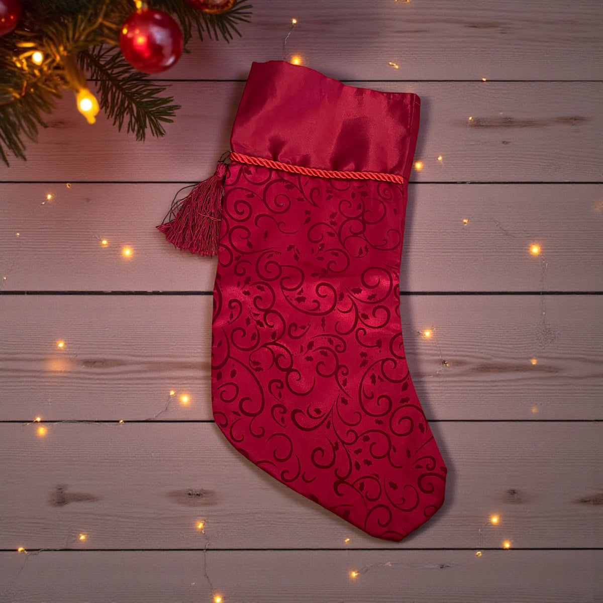 Luxury Red Velvet Christmas Stocking – Classic Holiday Decoration