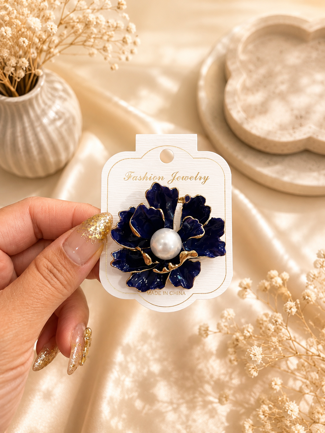 Elegant Navy Blue Flower Brooch with Pearl – Vintage Floral Pin